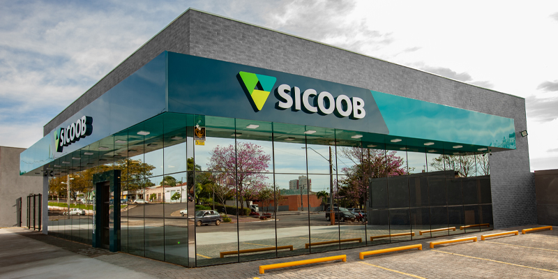 Sicoob é uma das três melhores instituições financeiras do país, diz ranking da Forbes 