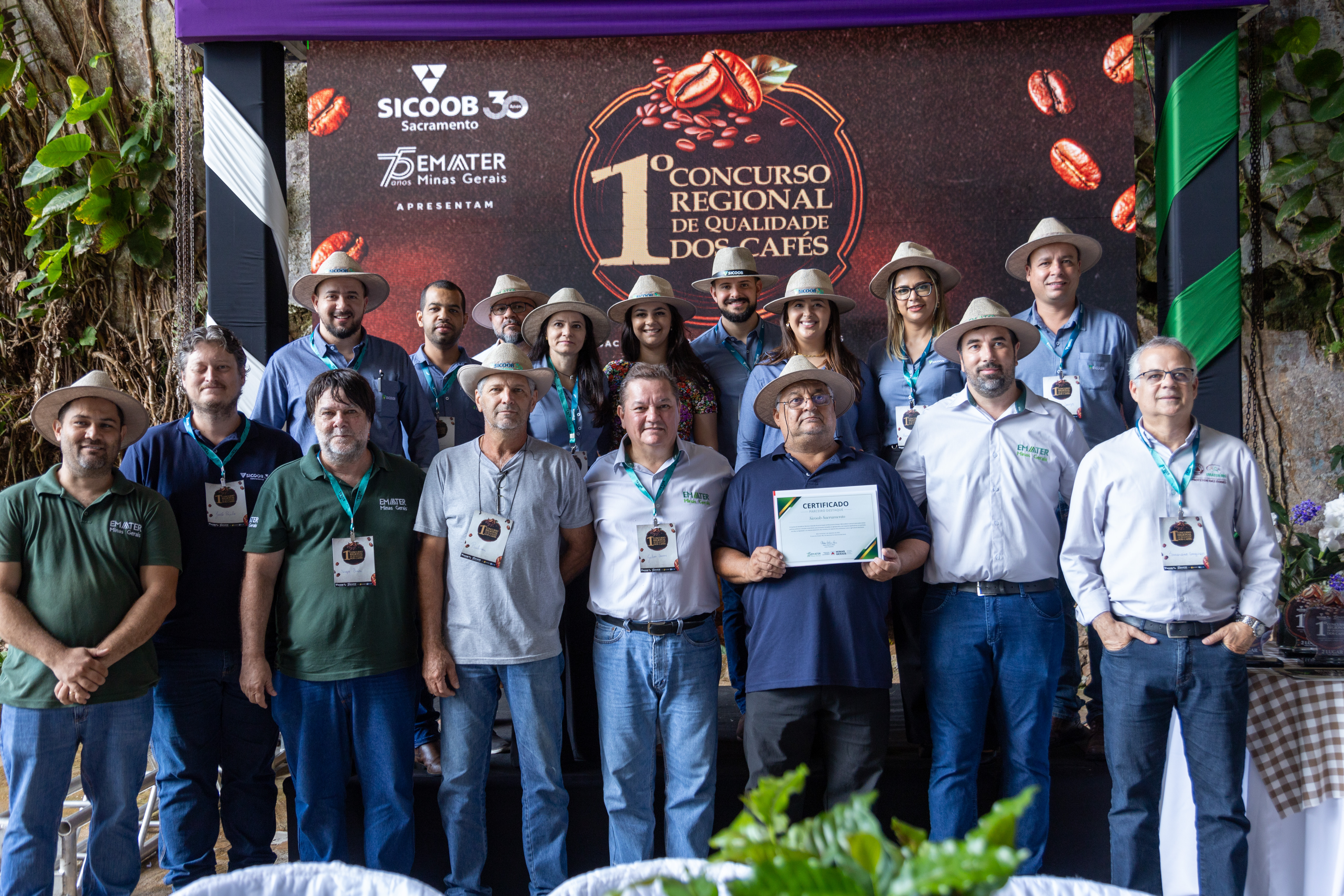 Sicoob Sacramento realiza premiação do 1º Concurso Regional de Qualidade dos Cafés  em parceria com a EMATER MG