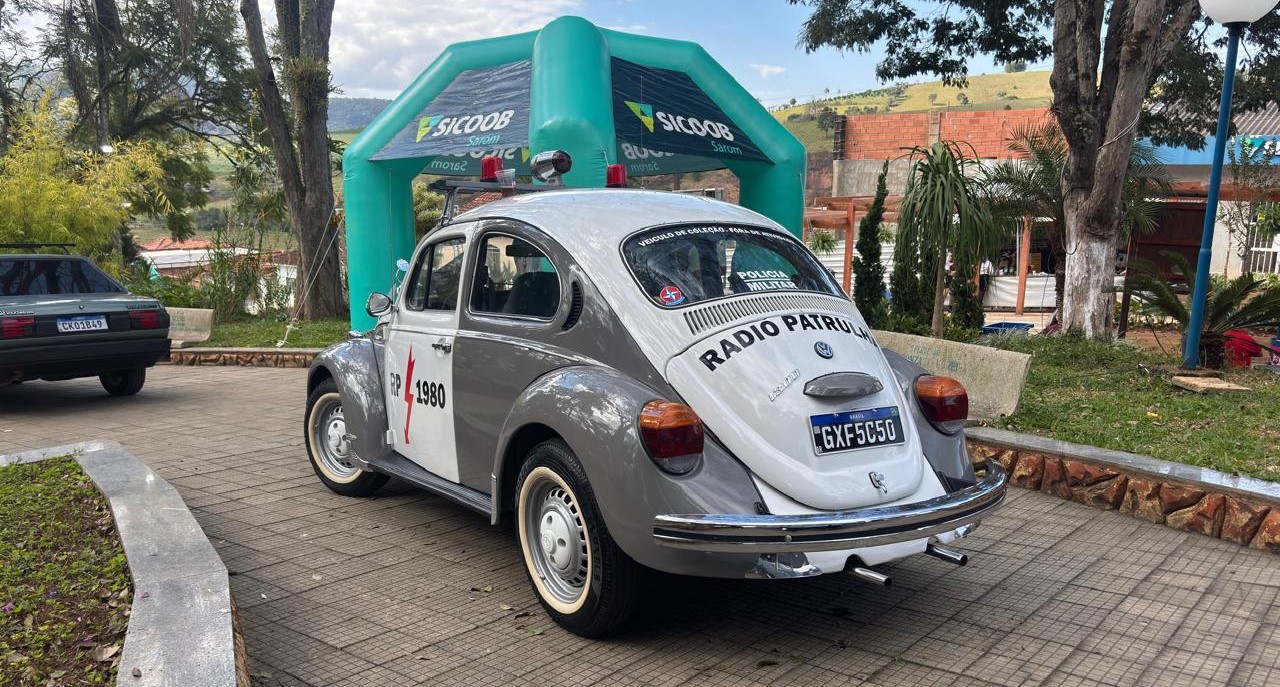  3º Encontro de Carros Antigos em Senador José Bento