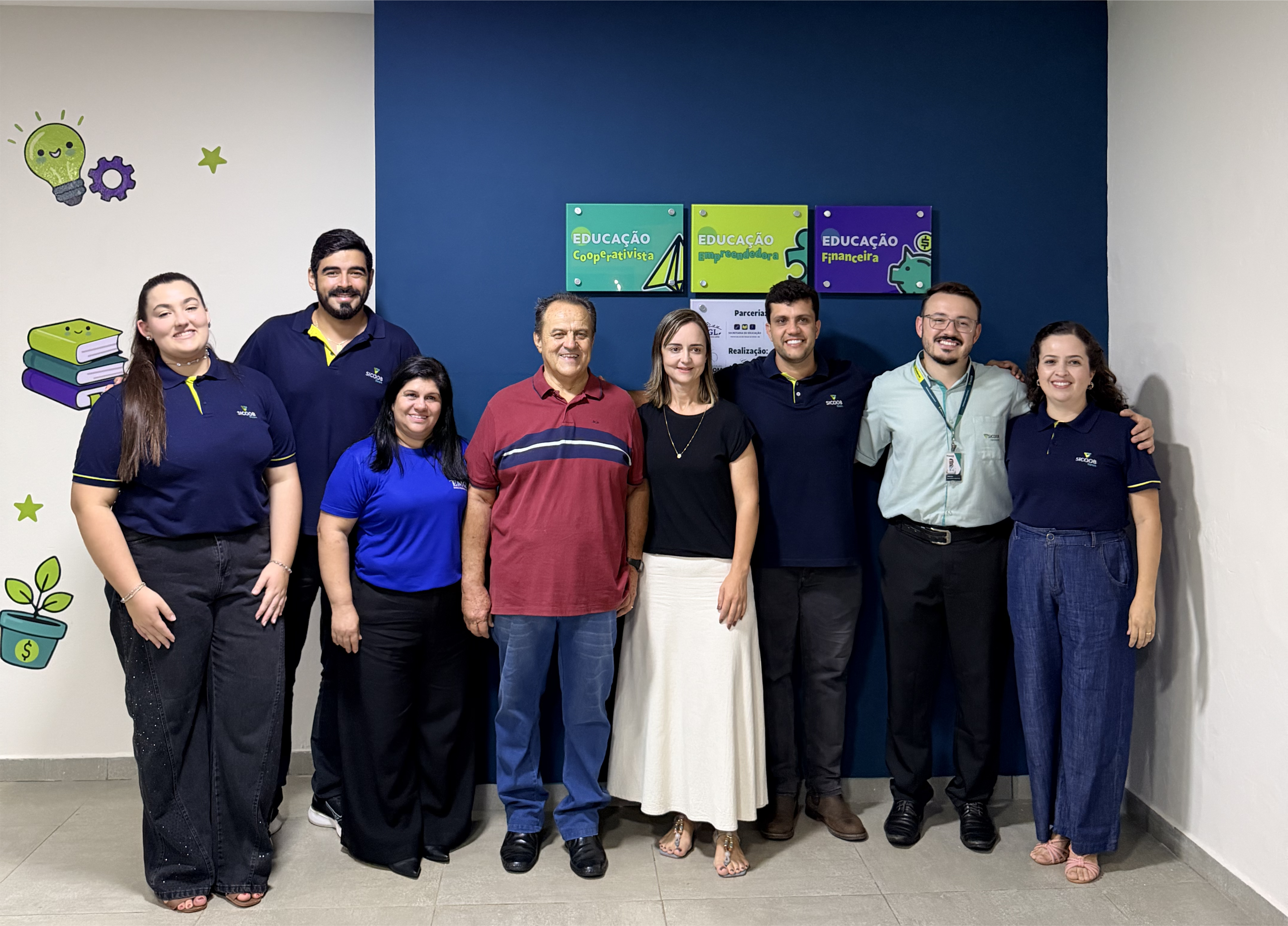 Sicoob Sarom inaugura Espaço Conecta na Escola Municipal Guia Lopes, em São Roque de Minas