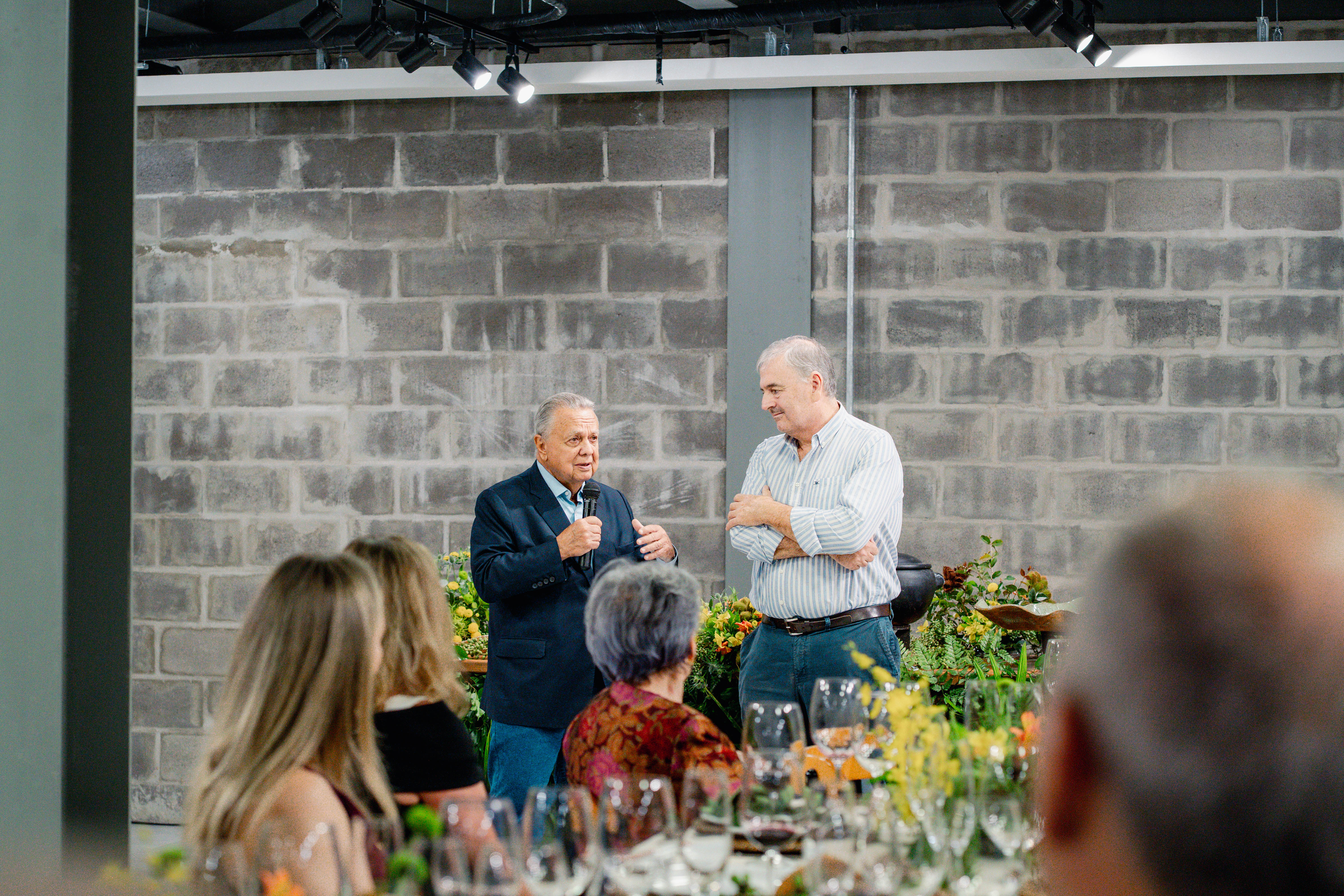 Roberto Rodrigues e Ariel Guarco, dois presidentes da Aliança Cooperativa Internacional, visitam e conhecem projetos da Sicoob Credisul. 