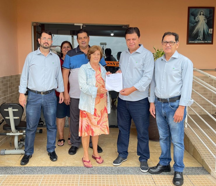 15/01/2024 - Sicoob Credisucesso doa recursos para o Asilo São Vicente de Paulo - Vila Vicentina em Bom Sucesso - MG