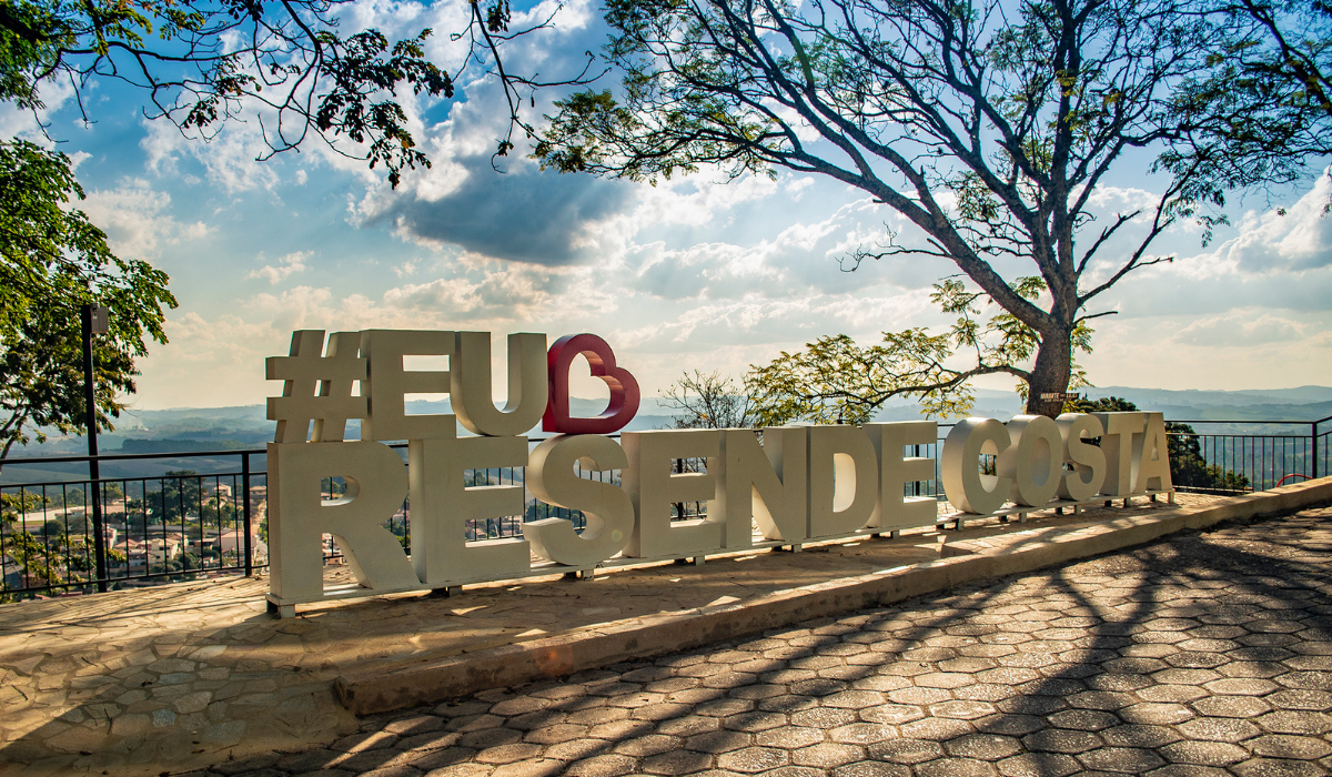 Mirante é um dos atrativos na cidade nacionalmente conhecida pelo artesanato