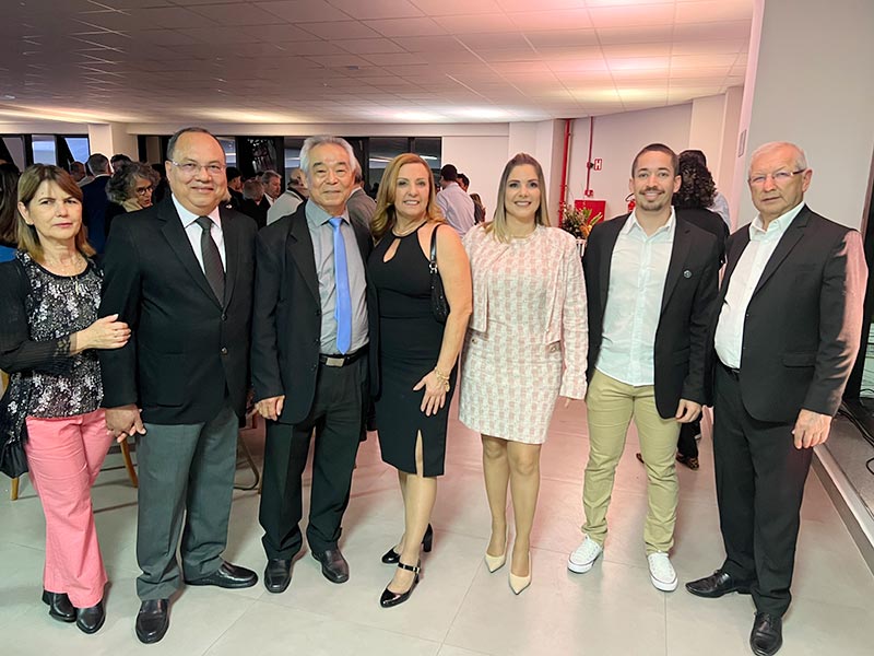 Colaboradores em palestra online.