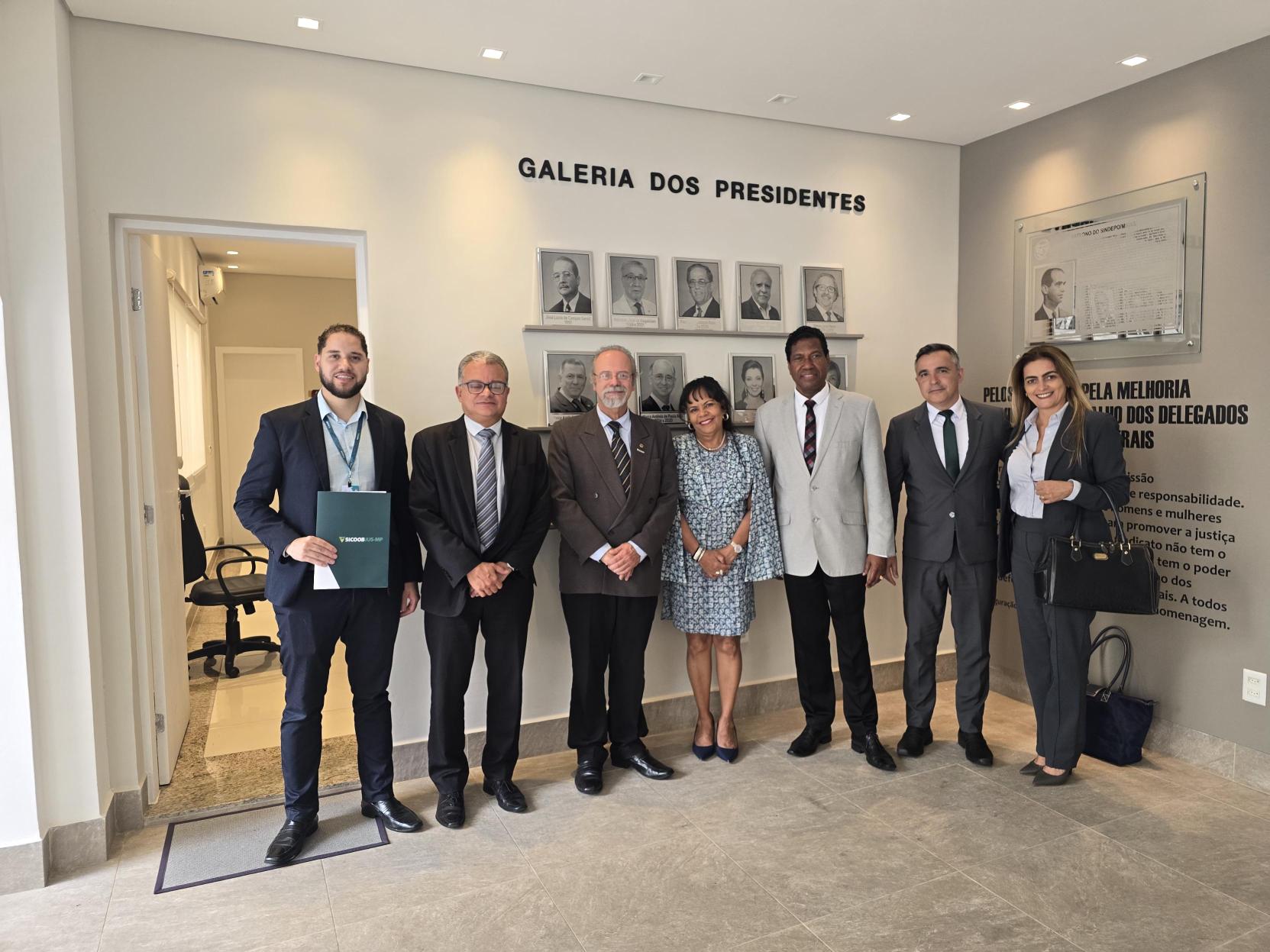 Sicoob JUS-MP e Sindepominas firmam parceria