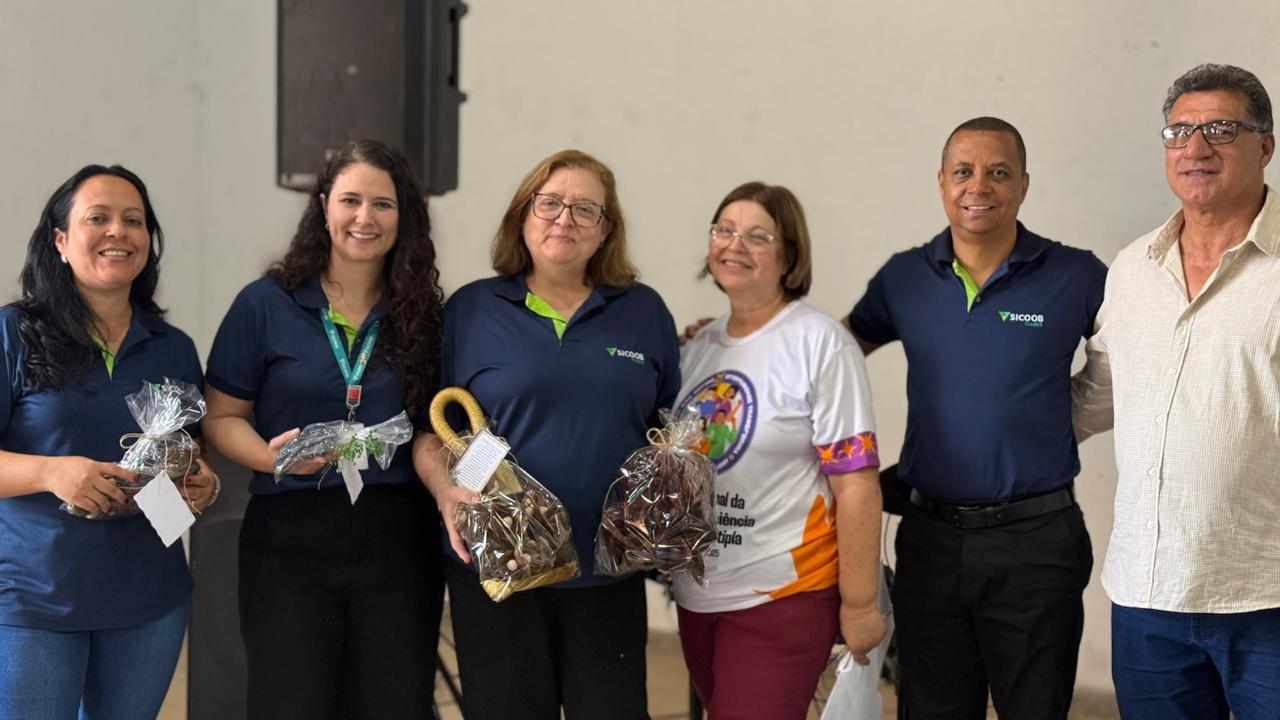 Diretoria recebeu a homemagem da instituição