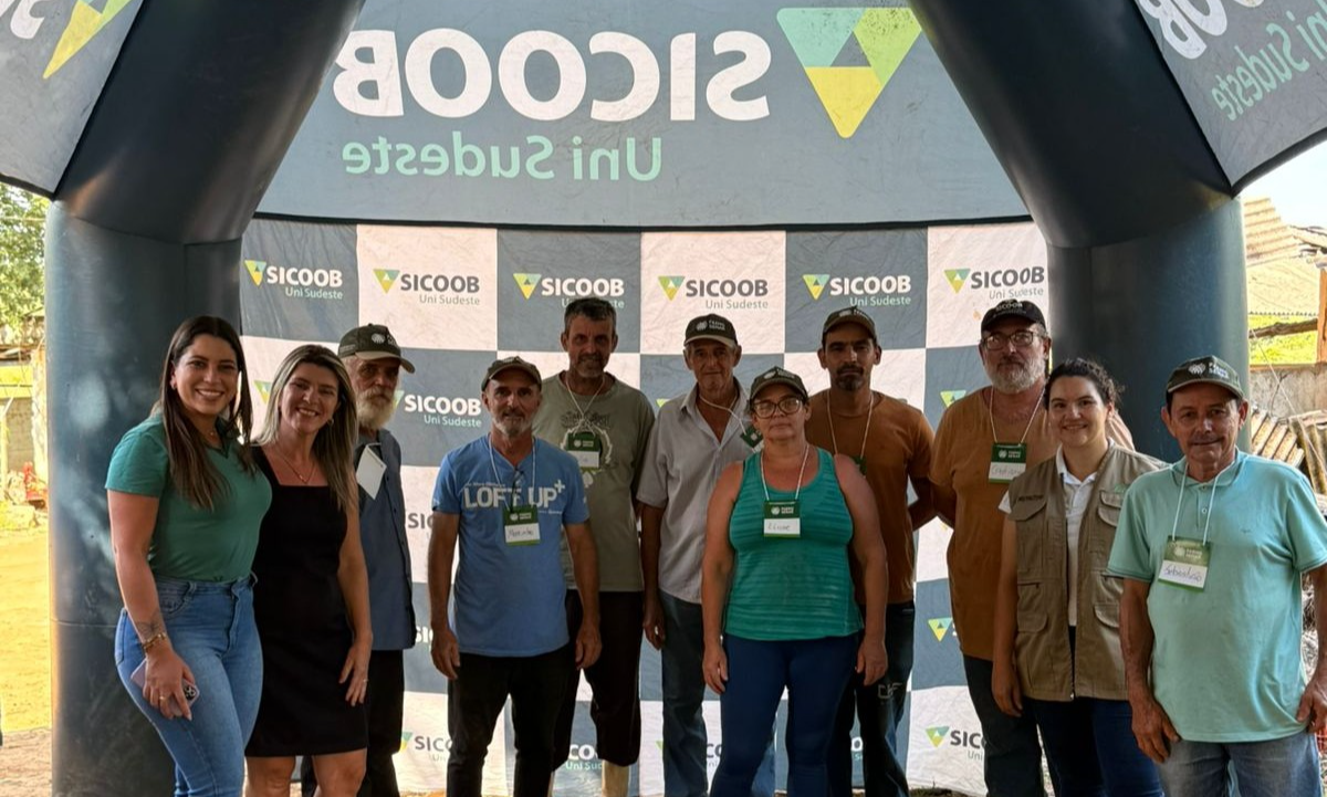 Membros da agência de Leopoldina reunem-se com Associação de Produtores Rurais da cidade