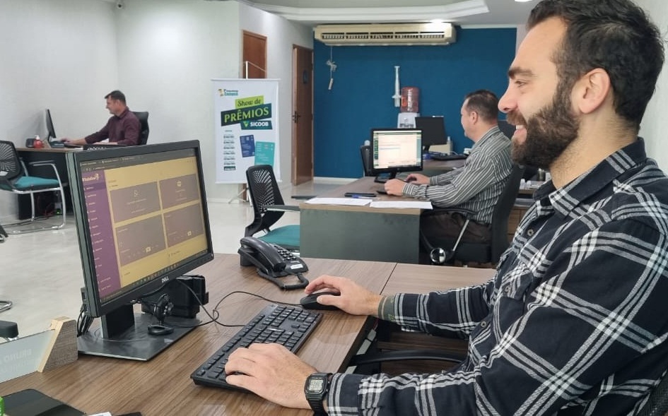 Sicoob Crediacisc aprimora atendimento por WhatsApp