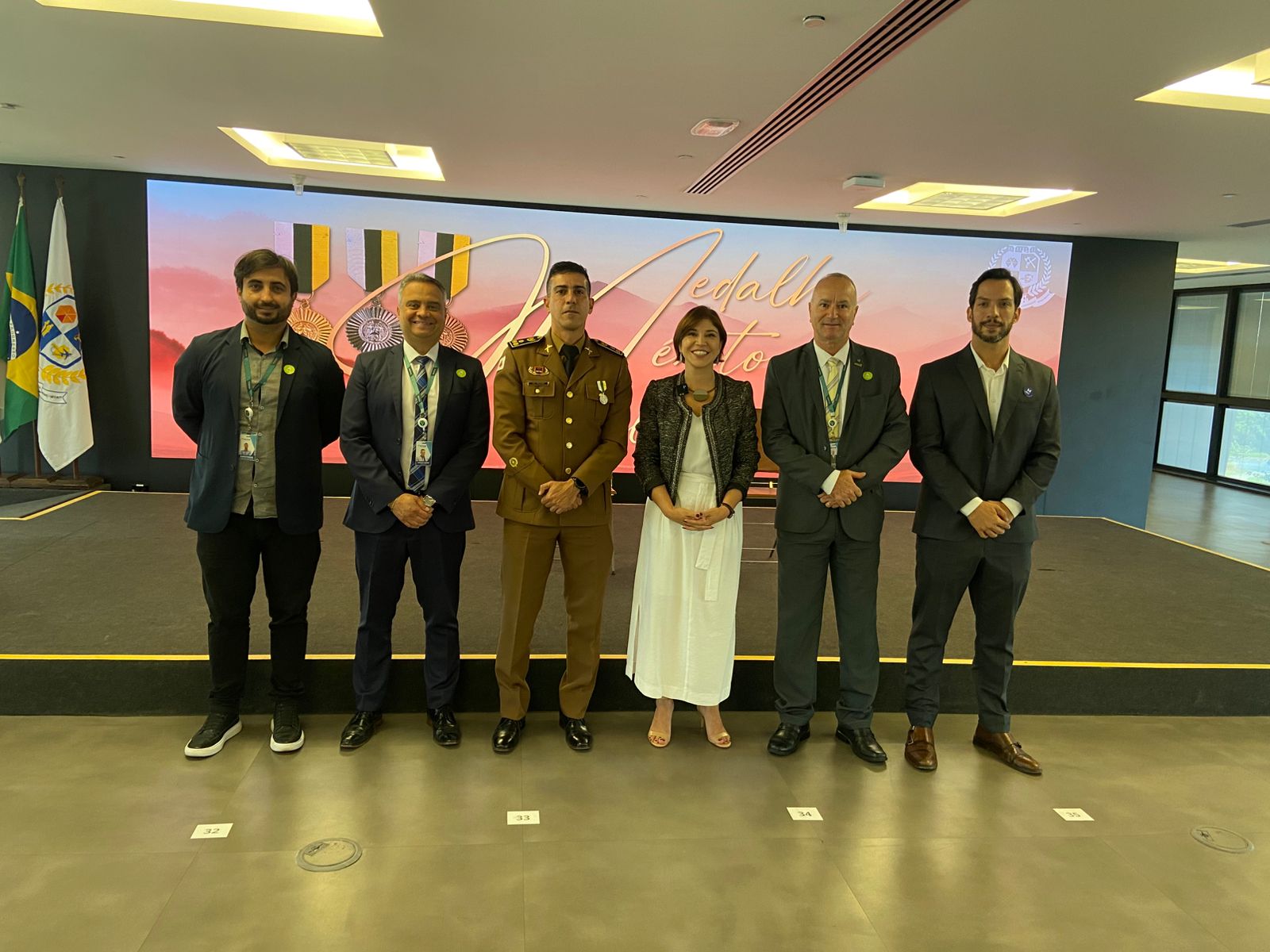 Sicoob Coopemg participa da Solenidade de Outorga e Entrega das Medalhas do Mérito Militar e da Defesa Civil