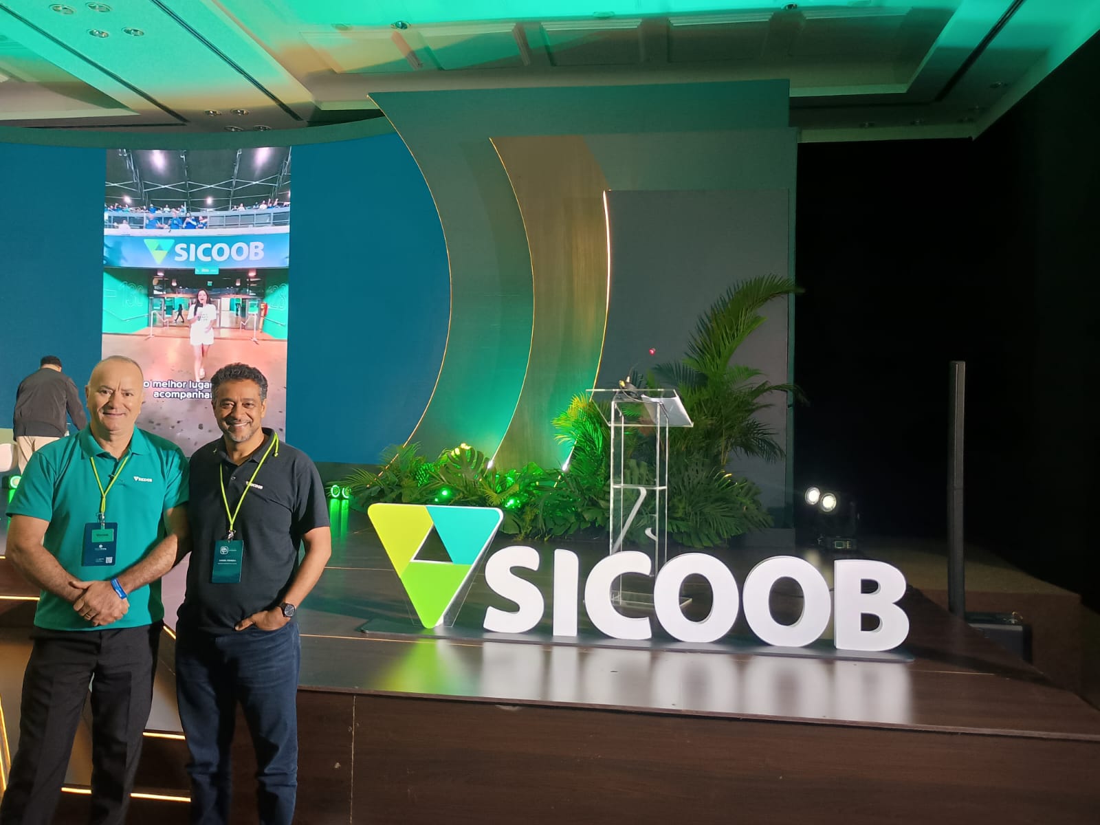 Sicoob Coopemg participa de encontro estratégico de lideranças do cooperativismo financeiro no Rio de Janeiro