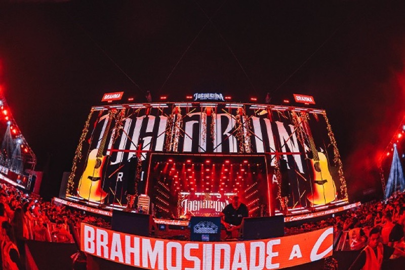 Palco principal iluminado